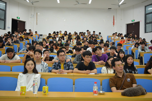 宣讲会现场2_副本.jpg